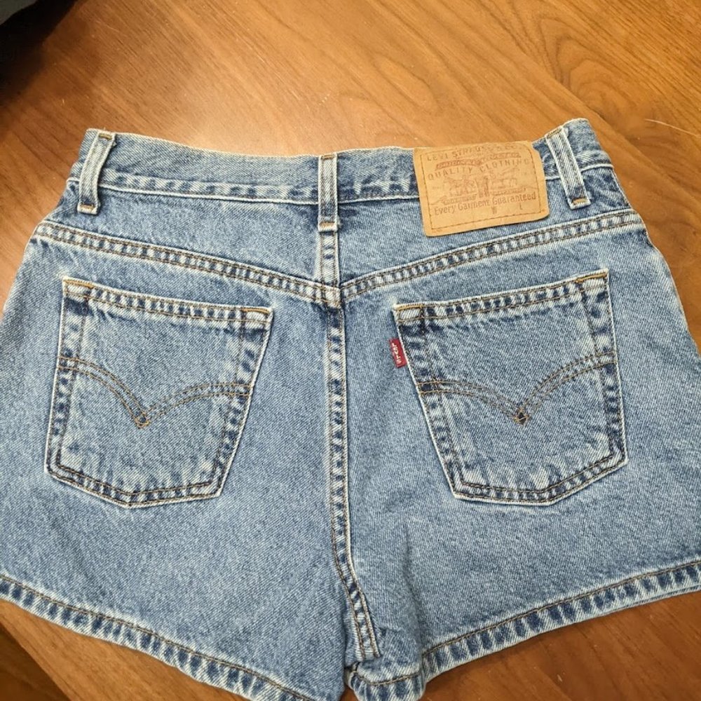 Vintage Levi's Shorts - Levi's 478 - 90s High-Waisted Mom Shorts